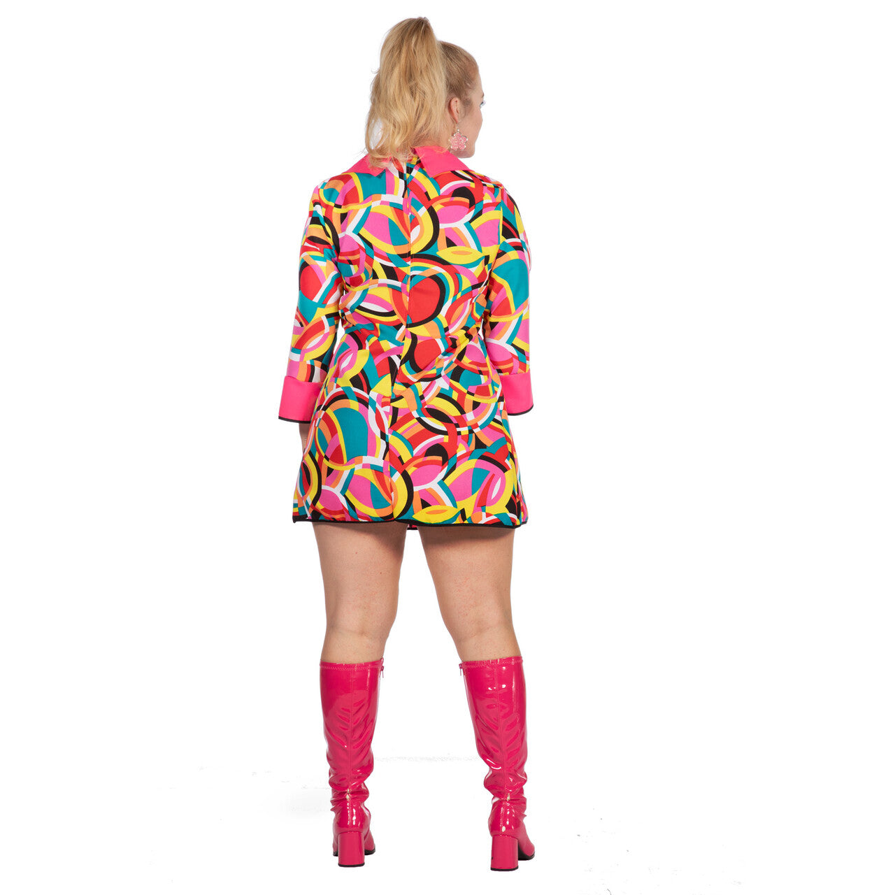 Op deze afbeelding zie je een Kostuums, van het merk Wilbers. Dance Away Disco Popart Vrouw Kostuum