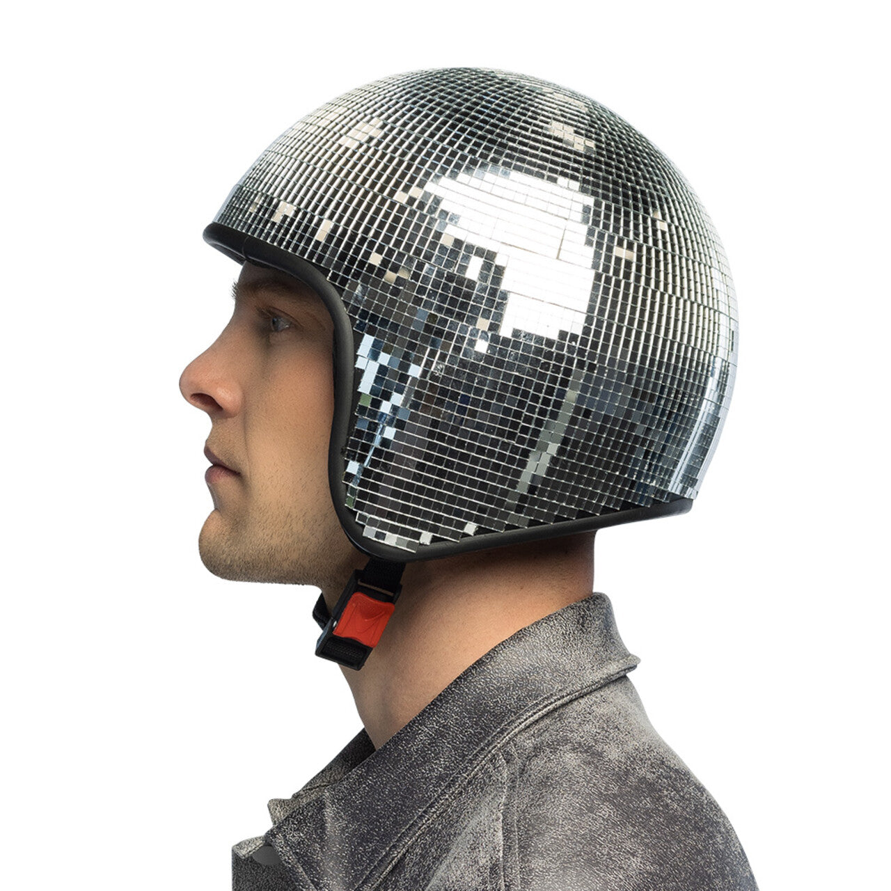 Op deze afbeelding zie je een Accessoires, van het merk Boland. Helm Disco Bol Zilver