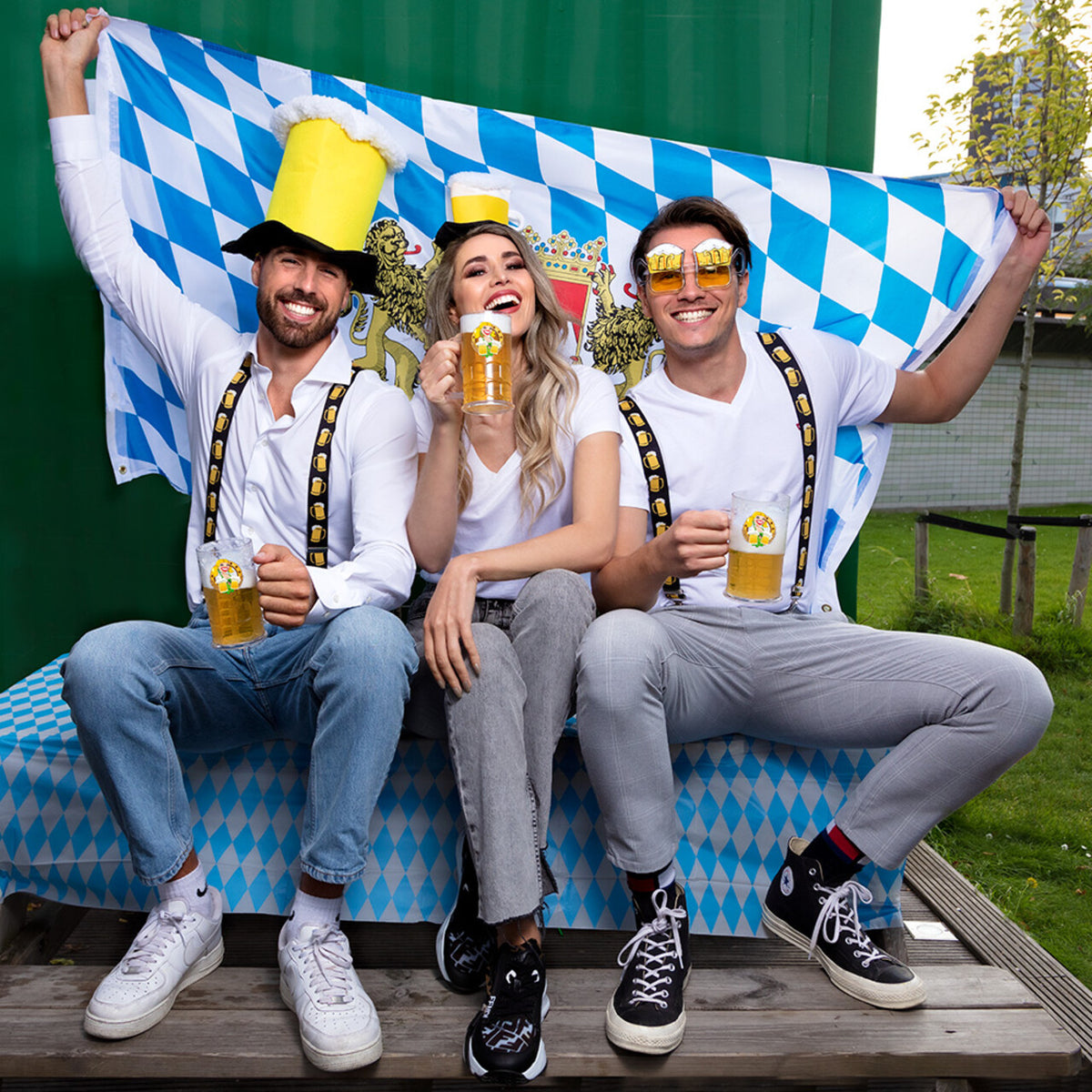 Op deze afbeelding zie je een Accessoires, van het merk Boland. Partybril Willy Pilsie