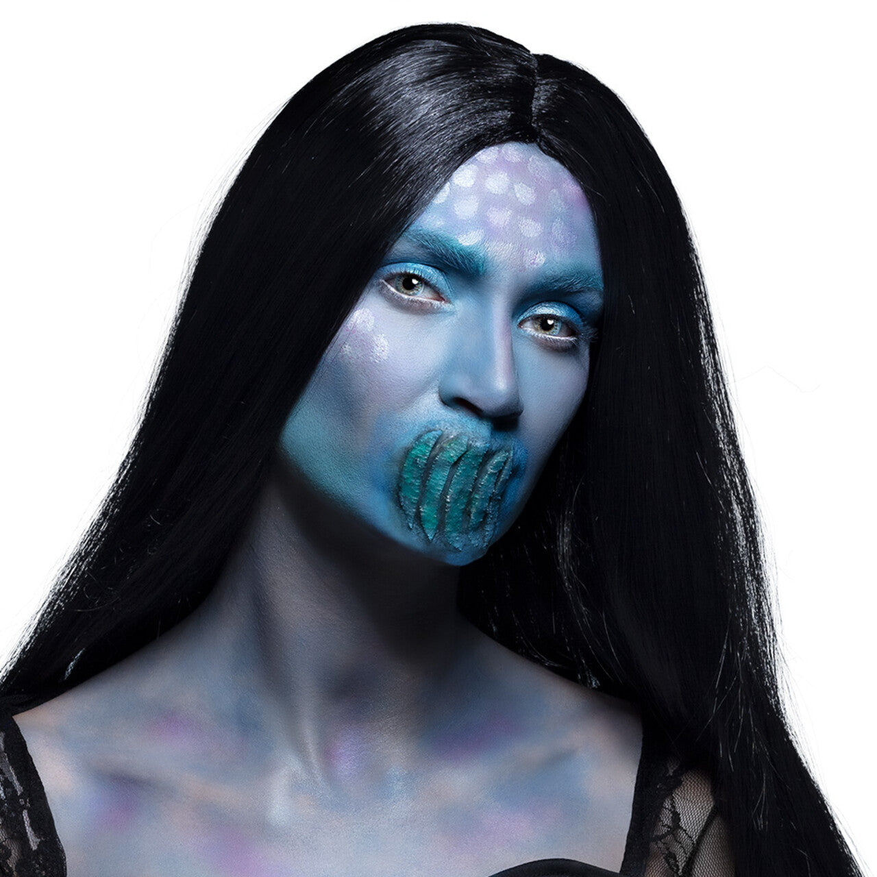 Op deze afbeelding zie je een Accessoires, van het merk Boland. Lenzen Beautiful Evil Mermaid