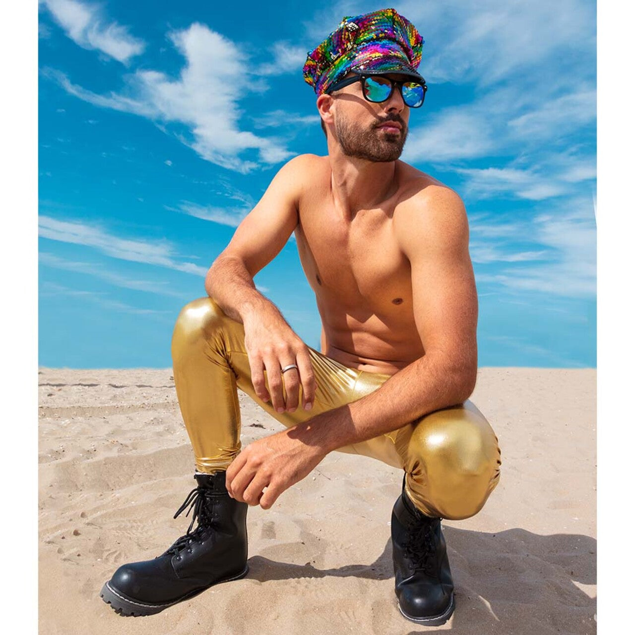 Op deze afbeelding zie je een Accessoires, van het merk Boland. Pet Rainbow Pailletten Blast (Omkeerbaar Regenboog / Zilver)