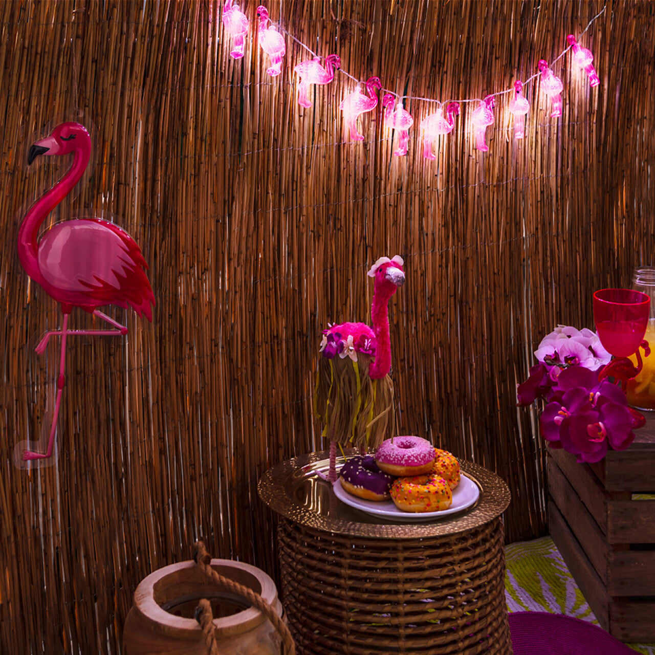 Op deze afbeelding zie je een Decoratie, van het merk Boland. Led Lichtsnoer Flamingo Light