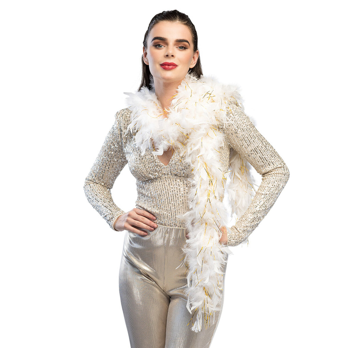Op deze afbeelding zie je een Accessoires, van het merk Boland. Boa Glamour Wit Met Goud