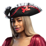 Op deze afbeelding zie je een Accessoires, van het merk Boland. Piratenhoed Admiraal Rachel Redlove