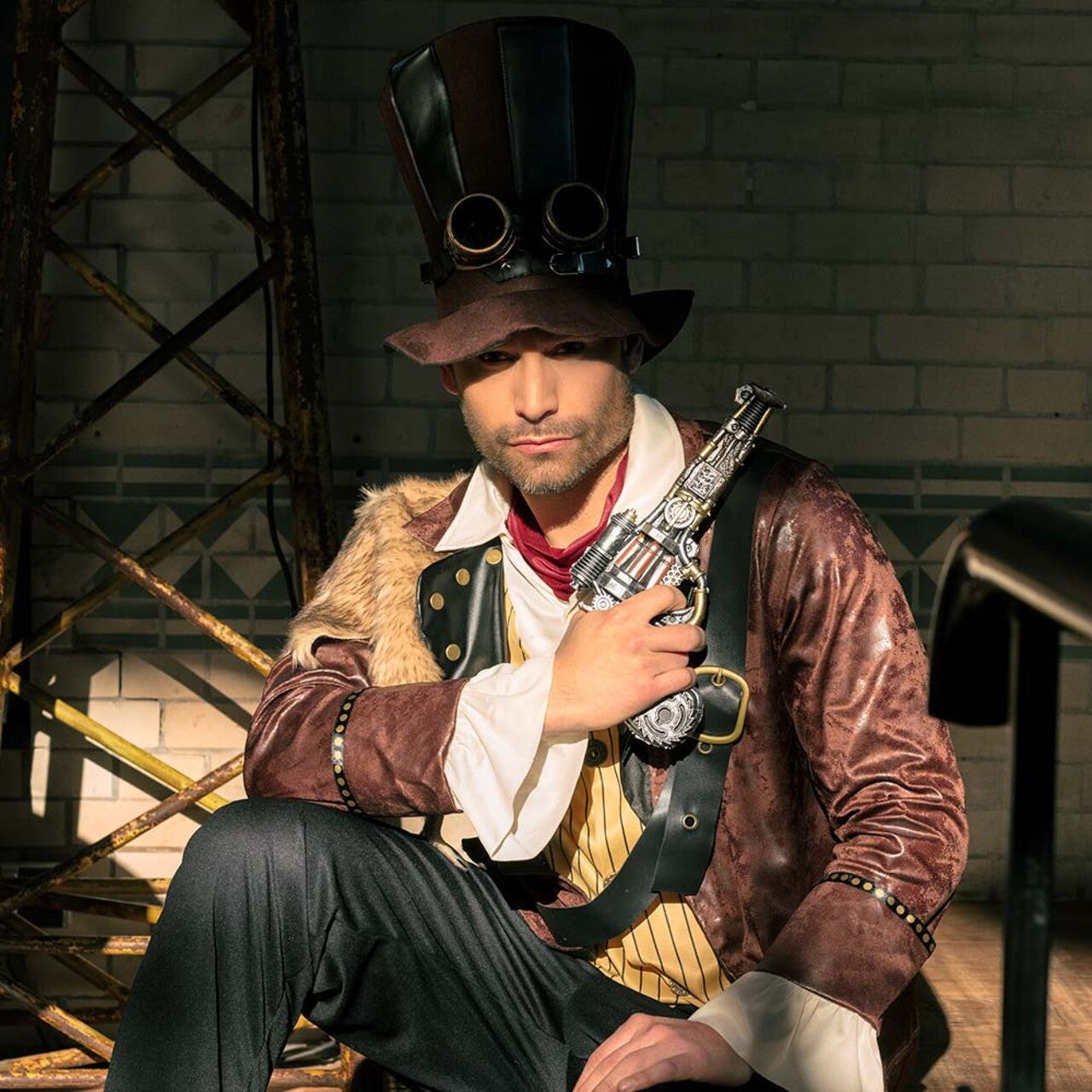 Op deze afbeelding zie je een Kostuums, van het merk Boland. Steampunkiaan Jared Steam Man Kostuum