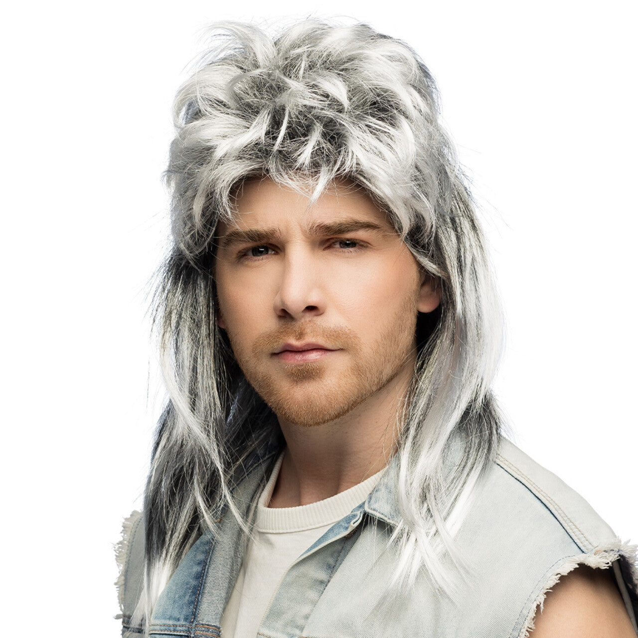 Op deze afbeelding zie je een Accessoires, van het merk Boland. Pruik Davey
