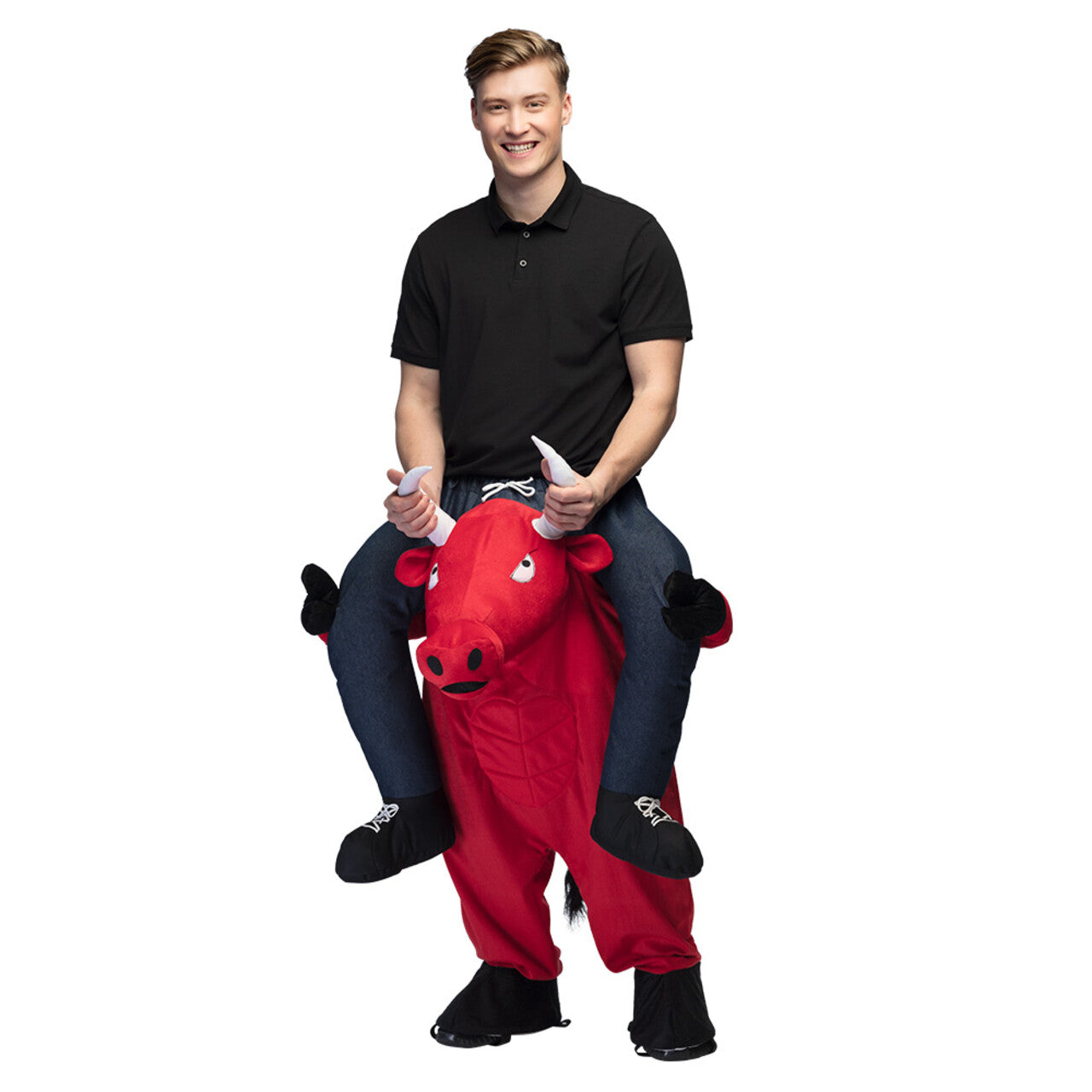 Op deze afbeelding zie je een Kostuums, van het merk Boland. Op De Rug Van Een Dolle Rode Stier Kostuum