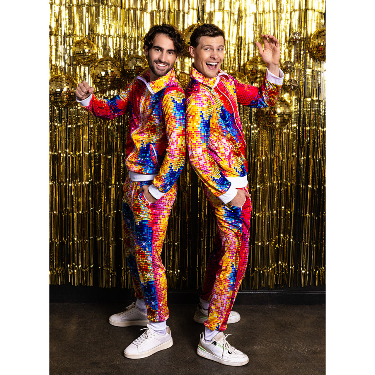 Op deze afbeelding zie je een Kostuums, van het merk Boland. Trainingspak Disco Babe Vrouw Kostuum
