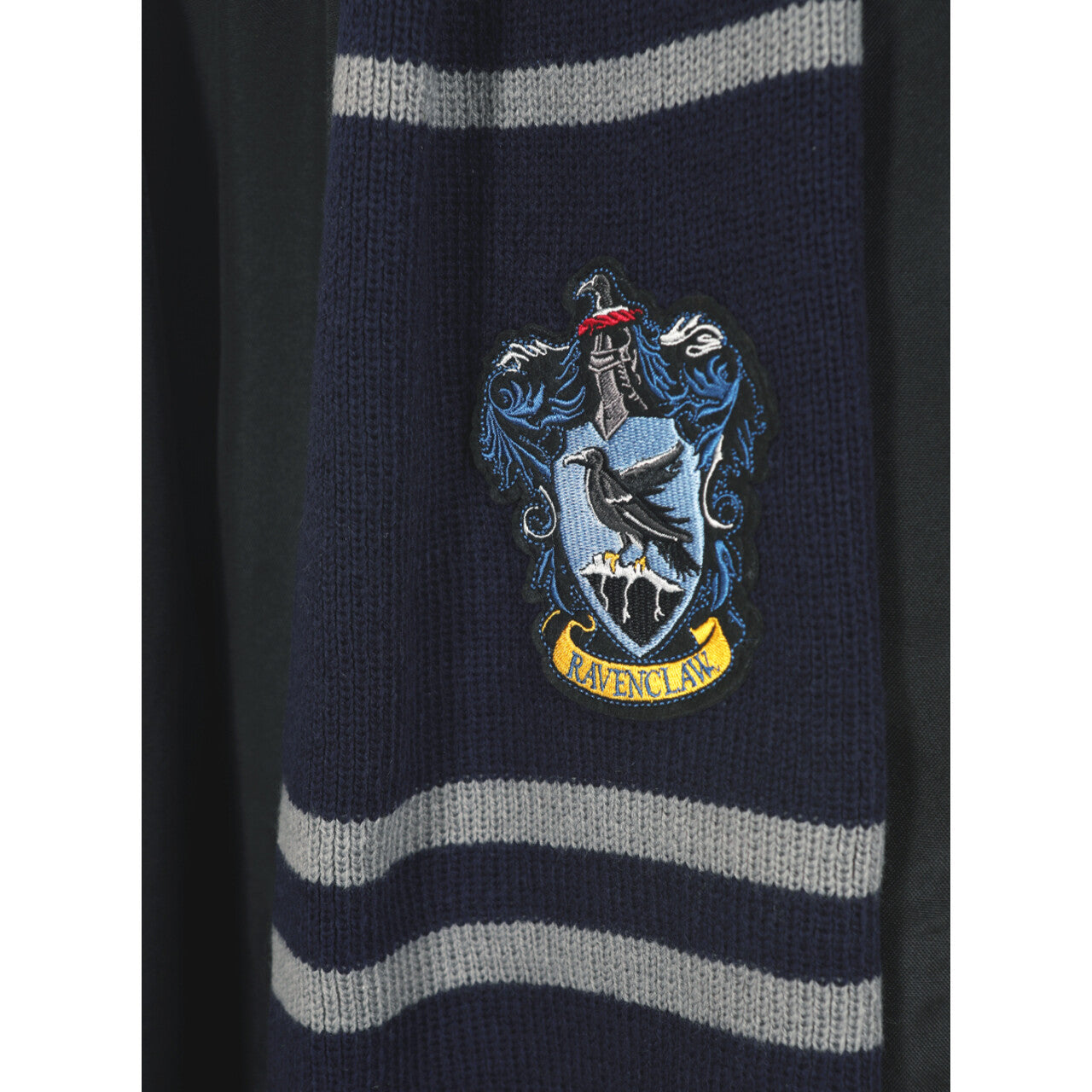 Op deze afbeelding zie je een Accessoires, van het merk Funidelia. Harry Potter Ravenclaw Sjaal