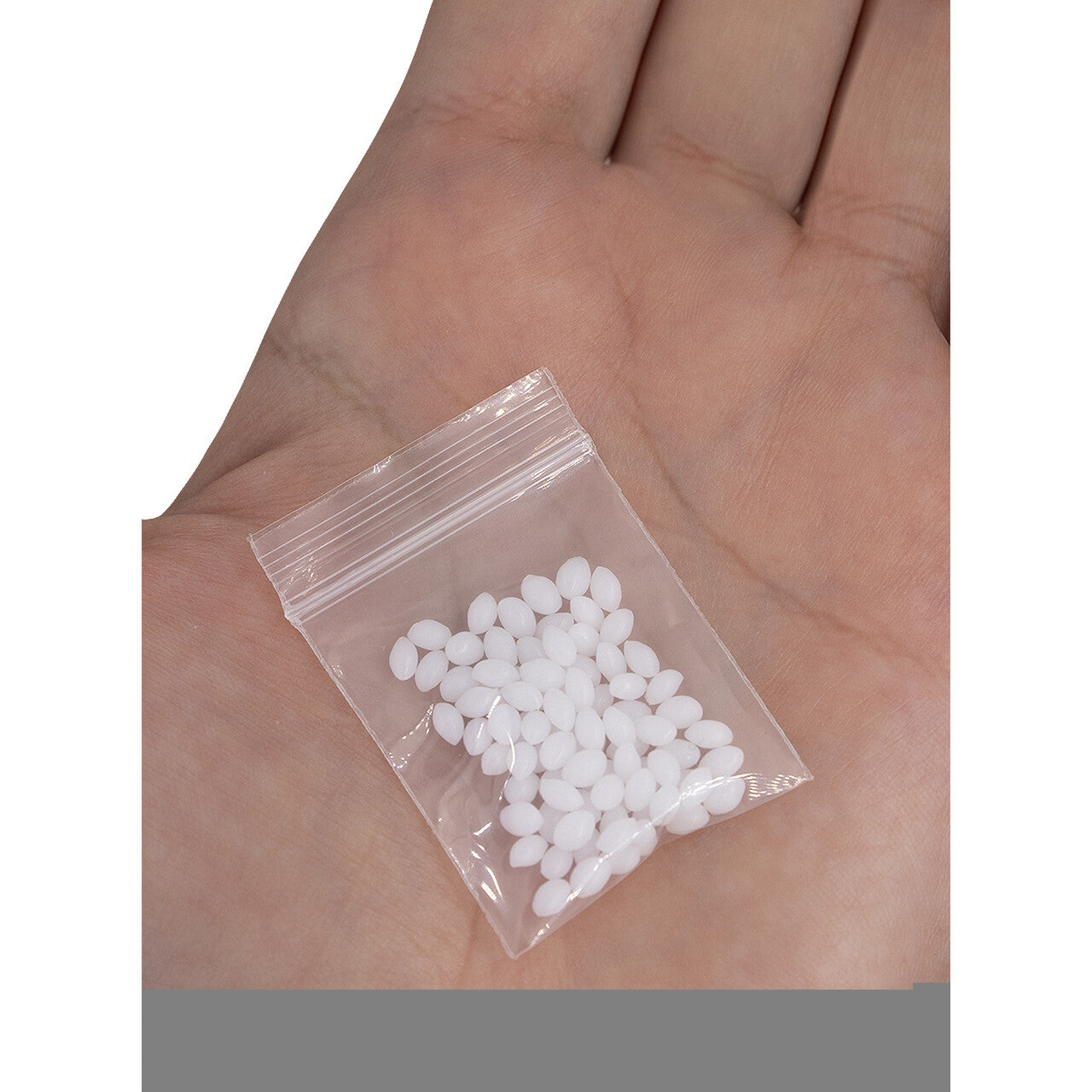 Op deze afbeelding zie je een Accessoires, van het merk Funidelia. Vampier Hoektanden Volwassene