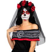 Op deze afbeelding zie je een Accessoires, van het merk Funidelia. Sluier Met Zwarte En Rode Rozen
