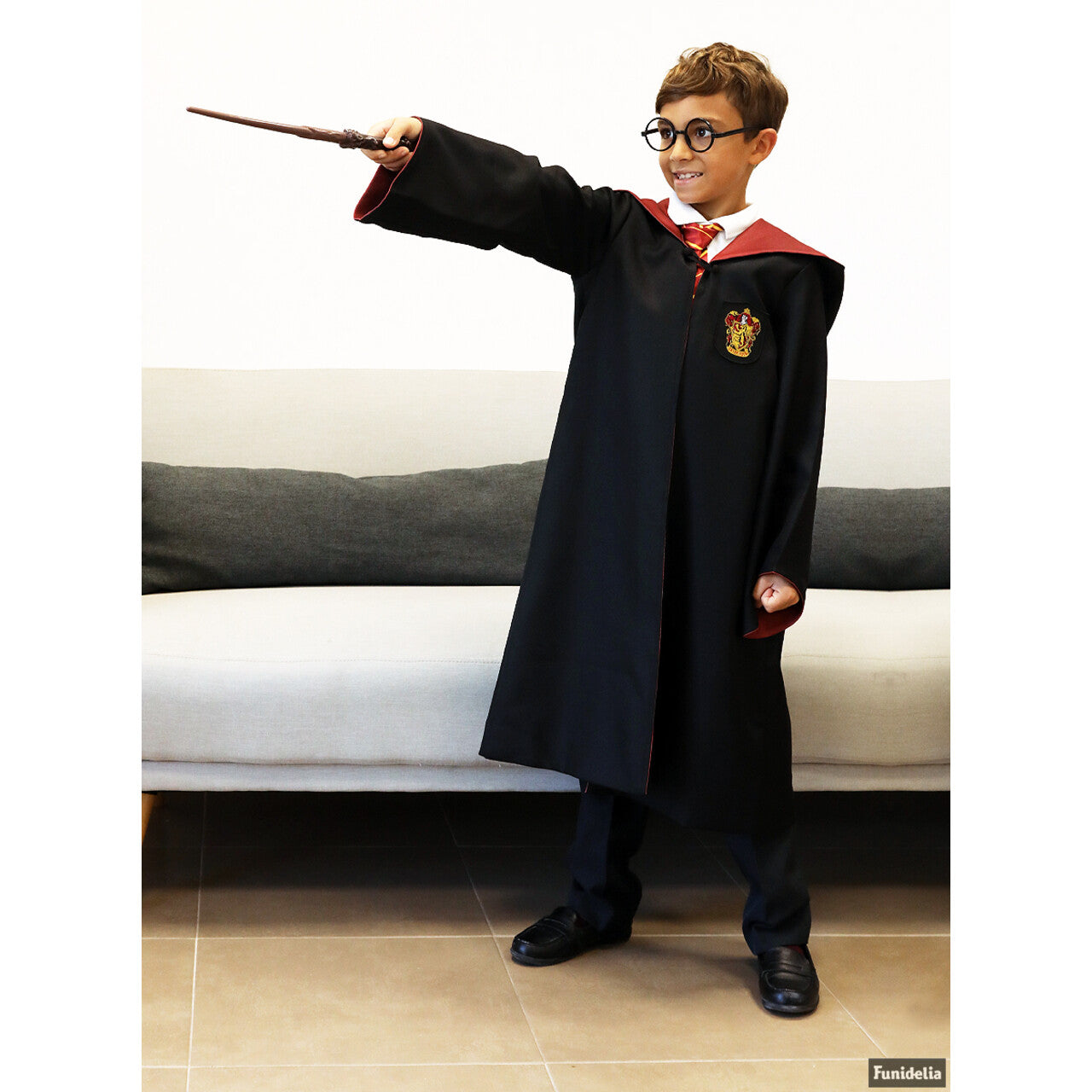 Op deze afbeelding zie je een Accessoires, van het merk Funidelia. Harry Potter Magische Toverstaf