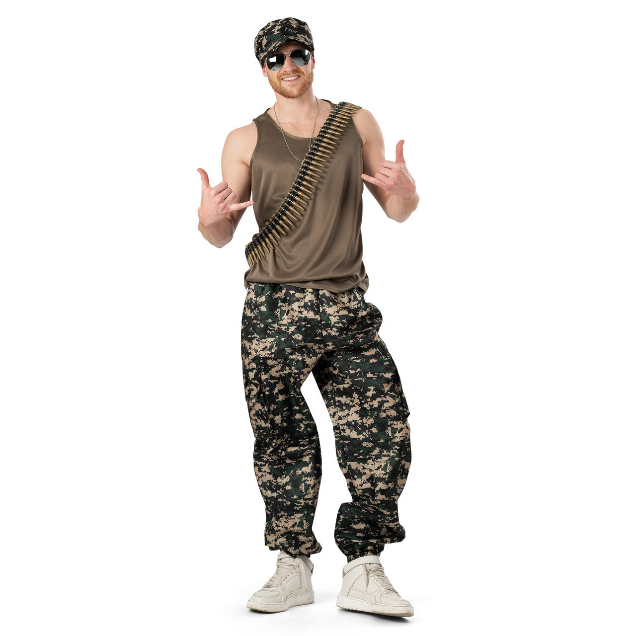 Op deze afbeelding zie je een Kostuums, van het merk Funny Fashion. Army Andy Man Kostuum