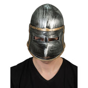 Op deze afbeelding zie je een Accessoires, van het merk Funny Fashion. Helm Ridder Middeleeuwen