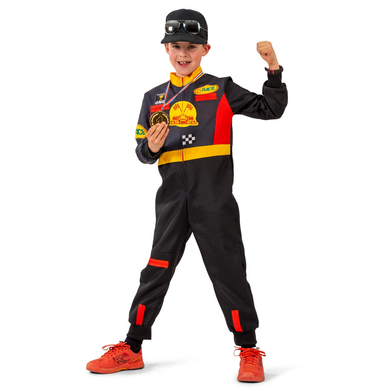 Op deze afbeelding zie je een Kostuums, van het merk Funny Fashion. F1 Junior Winnaar Jongen Kostuum