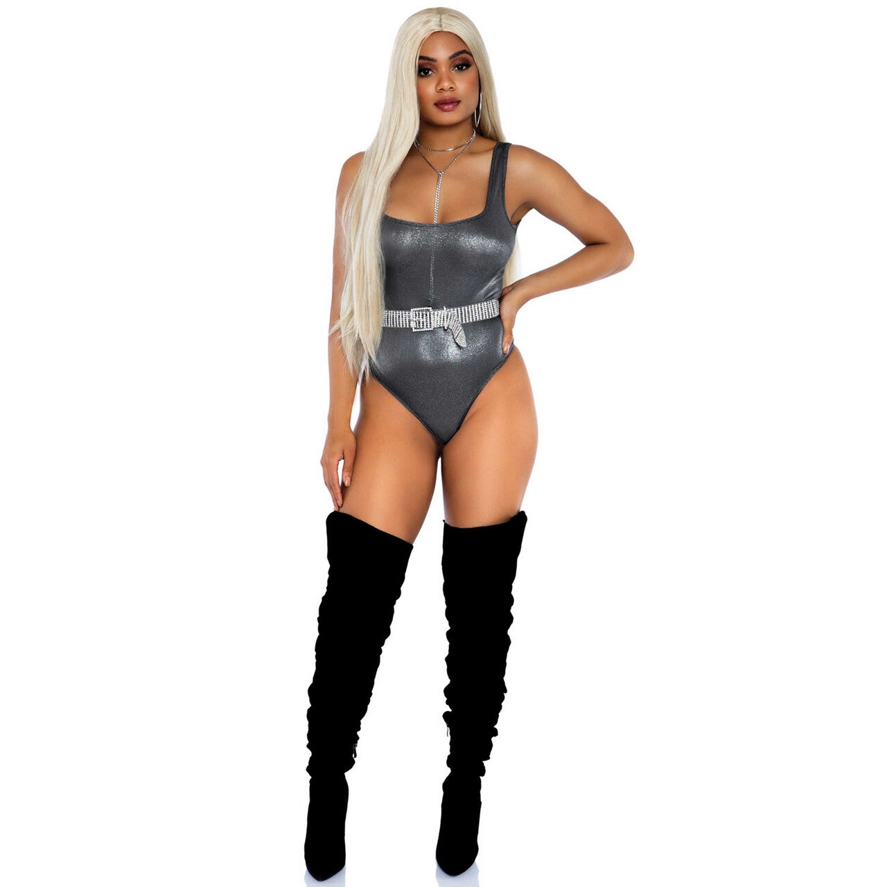 Op deze afbeelding zie je een Kostuums, van het merk Leg Avenue. Zilveren Spandex String Bodysuit Vrouw