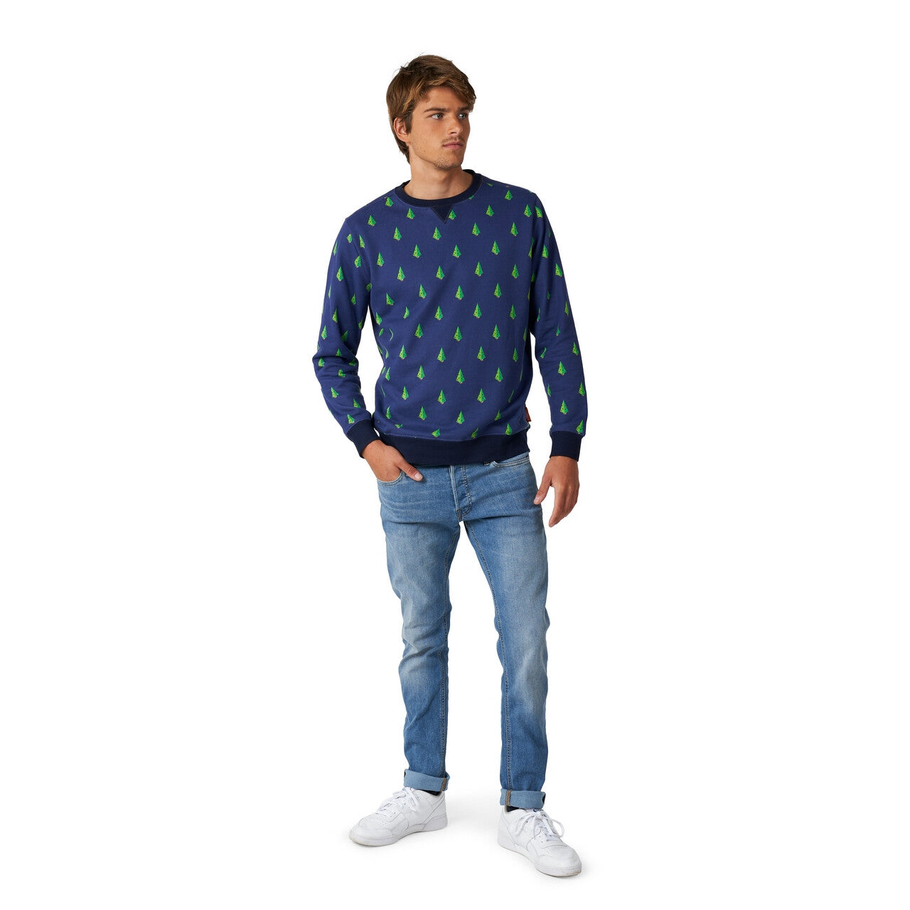Op deze afbeelding zie je een Kostuums, van het merk Opposuits. Nette Xmas Tree Trui Man
