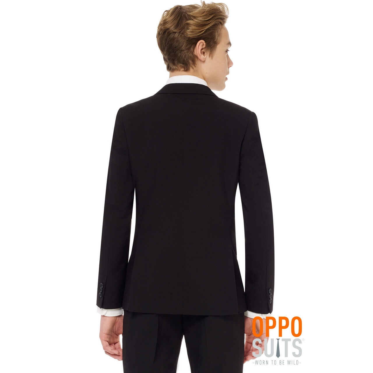 Op deze afbeelding zie je een Kostuums, van het merk Opposuits. Helemaal Zwart Solid Black Tiener Jongen Kostuum