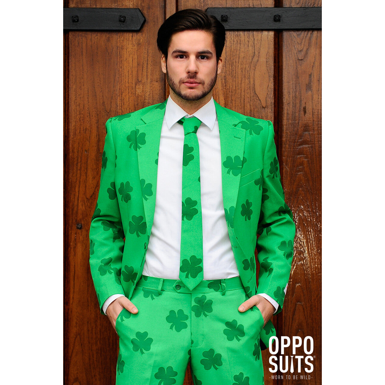 Op deze afbeelding zie je een Kostuums, van het merk Opposuits. Patrick Iers Shamrock Opposuit Kostuum Man