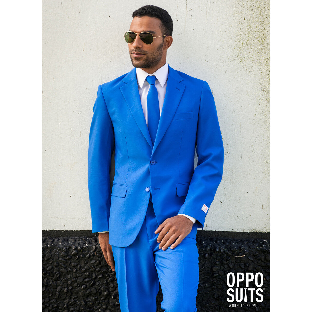 Op deze afbeelding zie je een Kostuums, van het merk Opposuits. Blue Steel Blauw Opposuit Kostuum Man