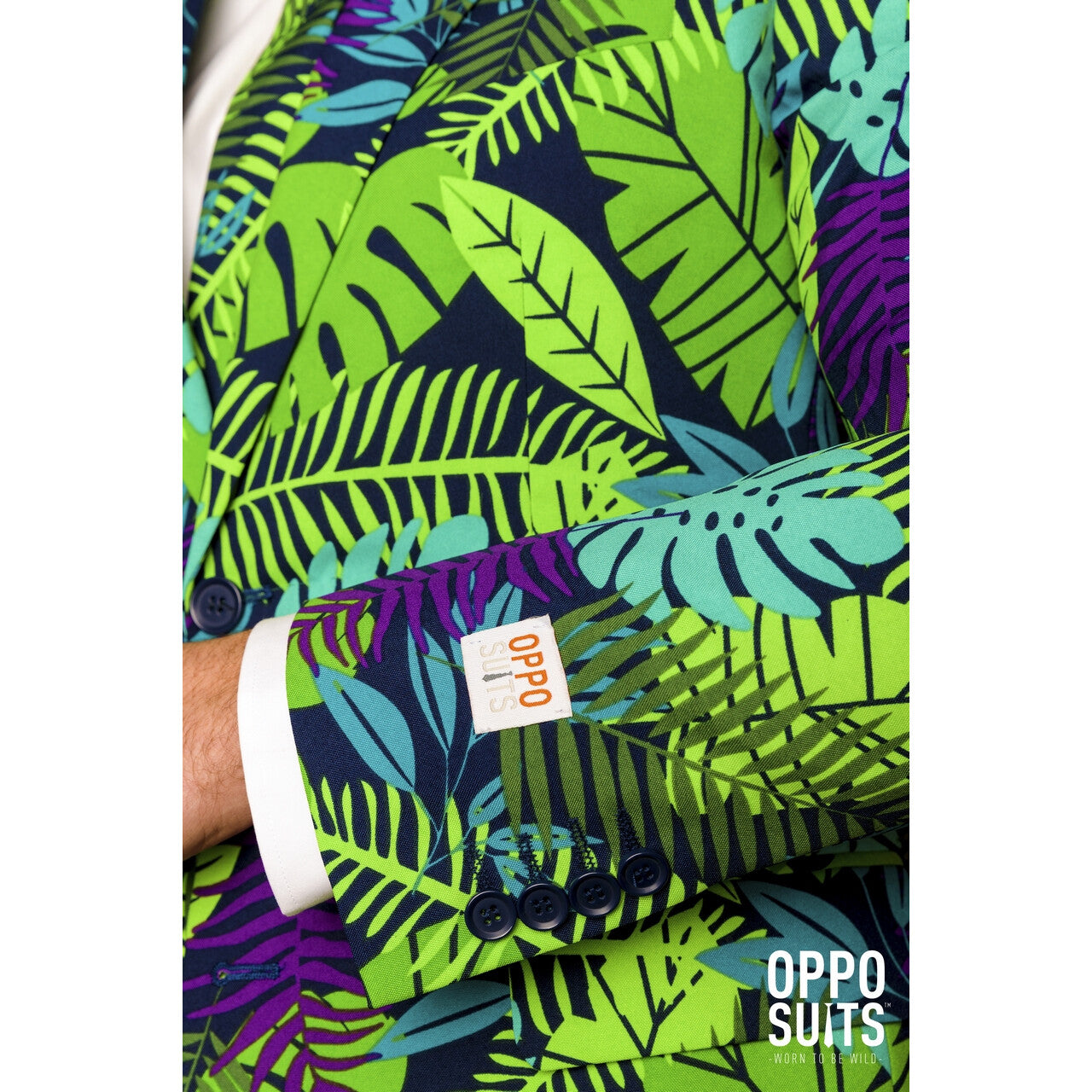 Op deze afbeelding zie je een Kostuums, van het merk Opposuits. Juicy Jungle Tropische Varens Man Kostuum