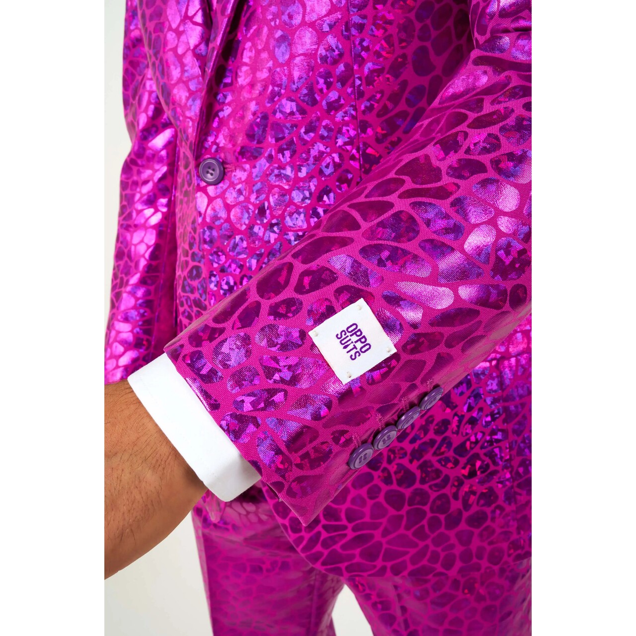 Op deze afbeelding zie je een Kostuums, van het merk Opposuits. Peppy Pink Slangen Print Man Kostuum