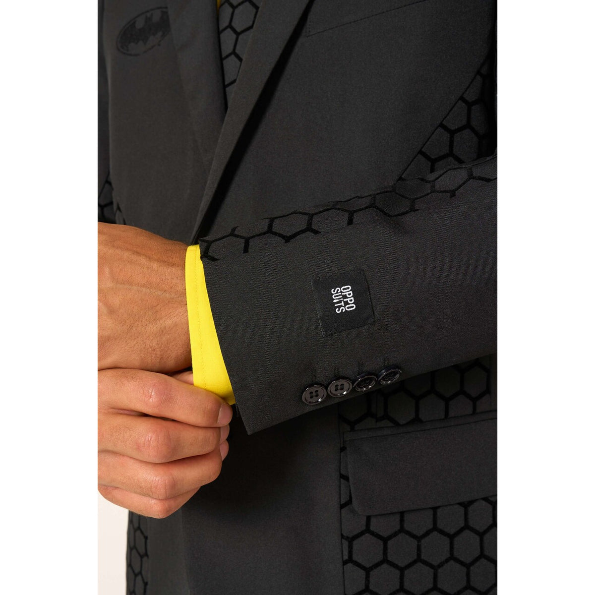 Op deze afbeelding zie je een Kostuums, van het merk Opposuits. The Batman Kostuum