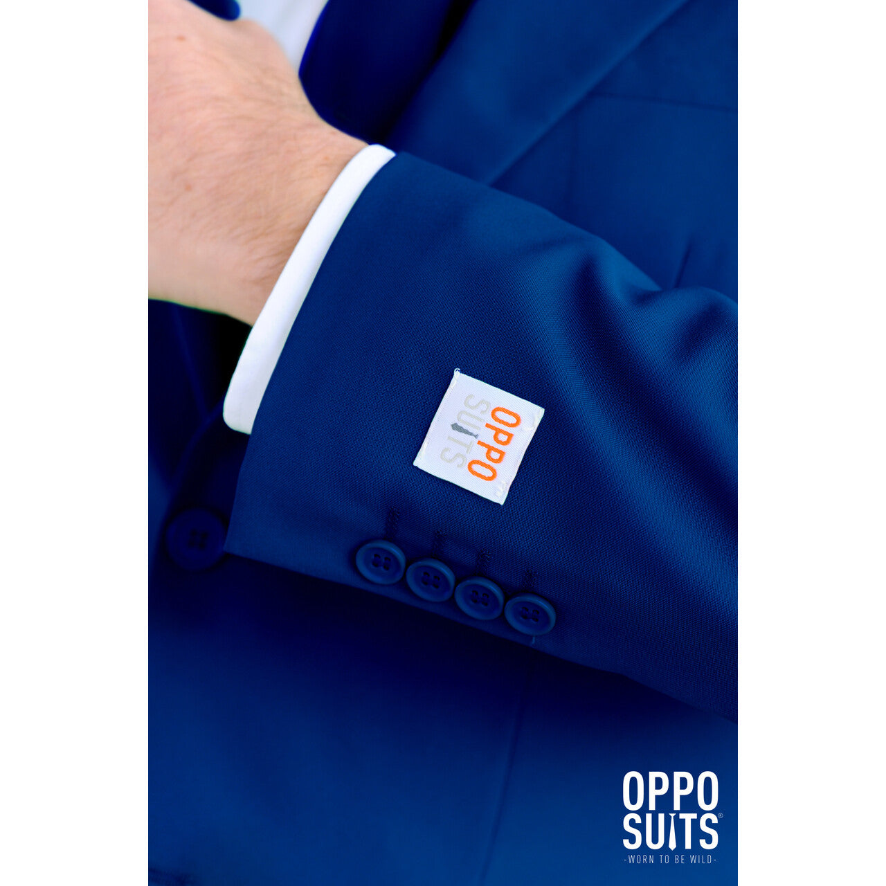 Op deze afbeelding zie je een Kostuums, van het merk Opposuits. Klassiek Navy Royale Opposuit Man Kostuum