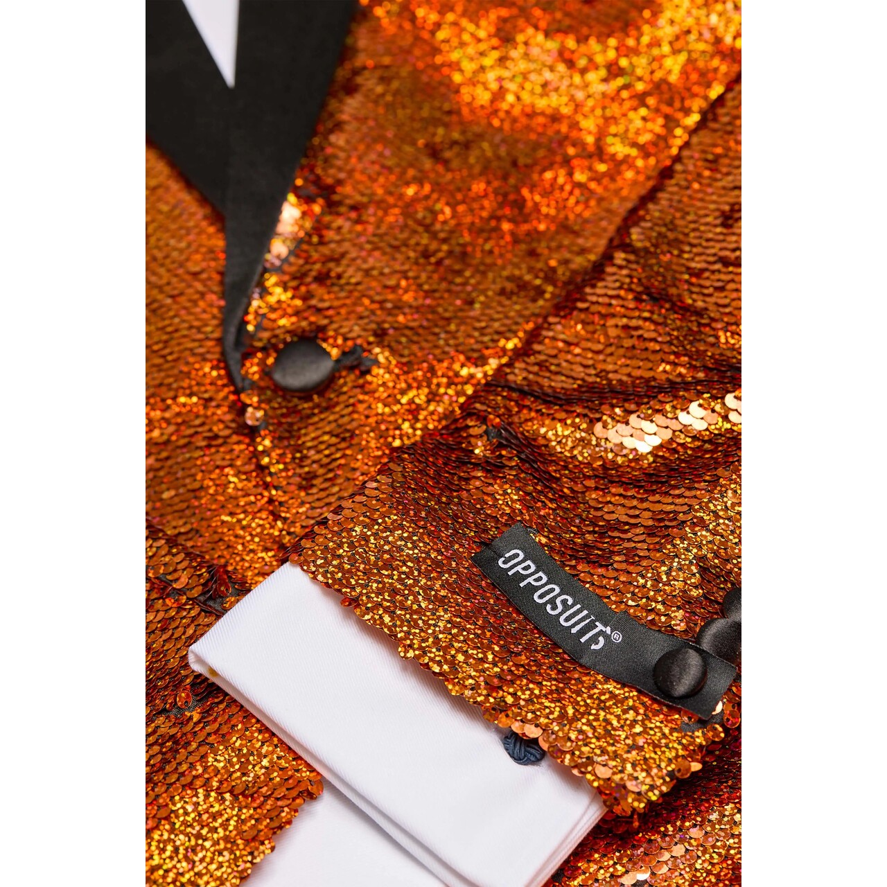 Op deze afbeelding zie je een Kostuums, van het merk Opposuits. Splendid Sequins Glits And Glam Man Kostuum