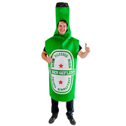 Op deze afbeelding zie je een Kostuums, van het merk PartyXplosion. Groen Natte Droom Bierfles Kostuum Man