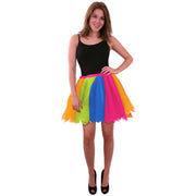 Op deze afbeelding zie je een Kostuums, van het merk PartyXplosion. Tule Rok Uit Dansen Regenboog Vrouw
