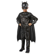 Op deze afbeelding zie je een Kostuums, van het merk Rubies. The Batman Kostuum Jongen