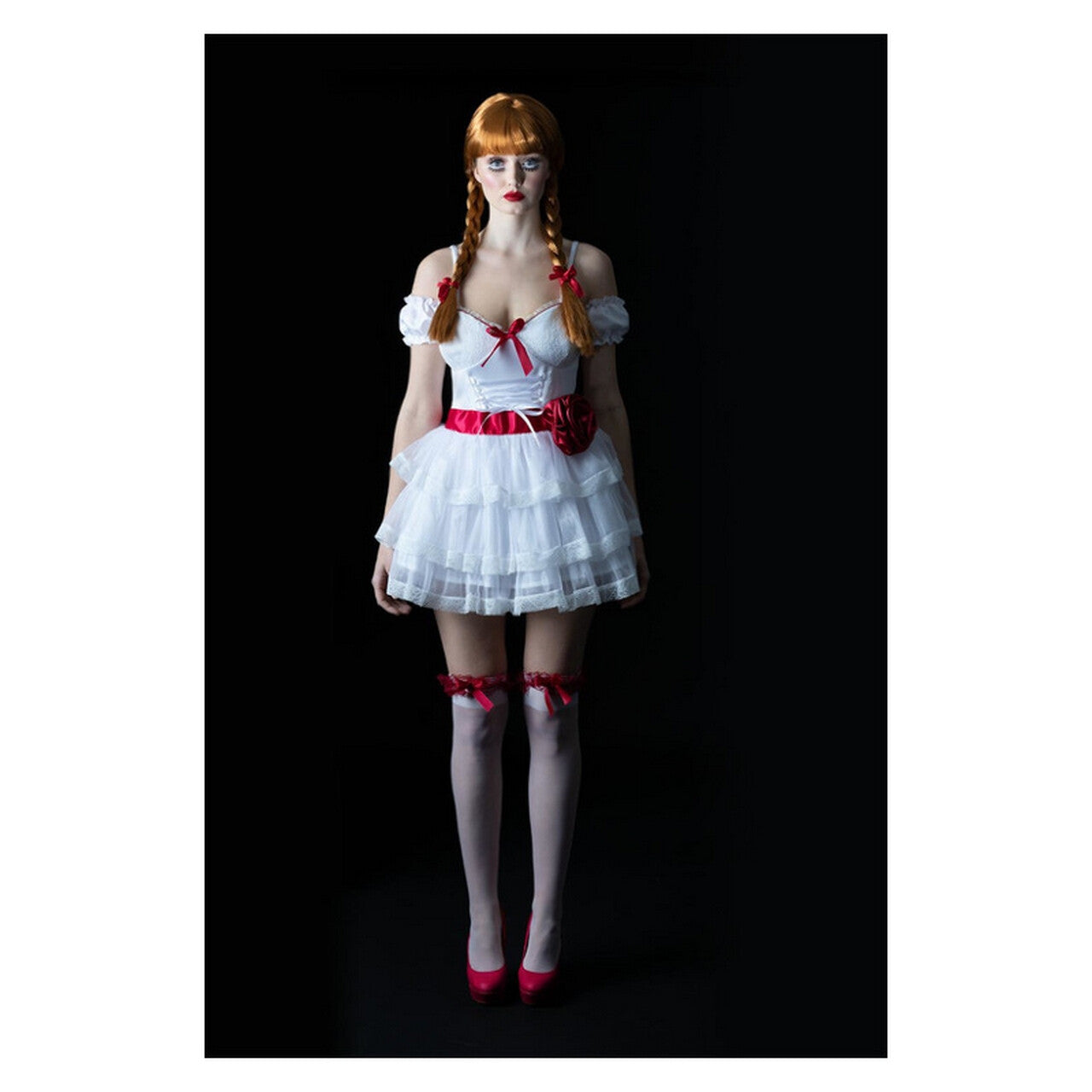 Op deze afbeelding zie je een Kostuums, van het merk Smiffy's. Annabelle Living Doll Vrouw Kostuum
