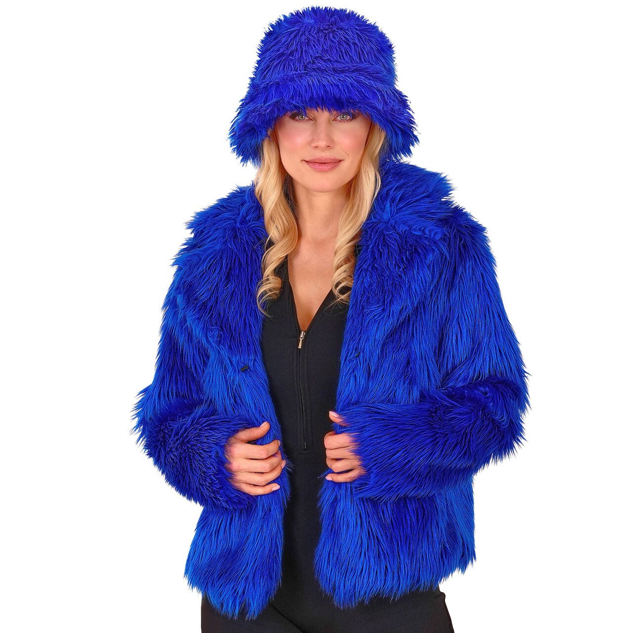 Op deze afbeelding zie je een Kostuums, van het merk Widmann. Kobalt Blauwe Bontjas Vrouw