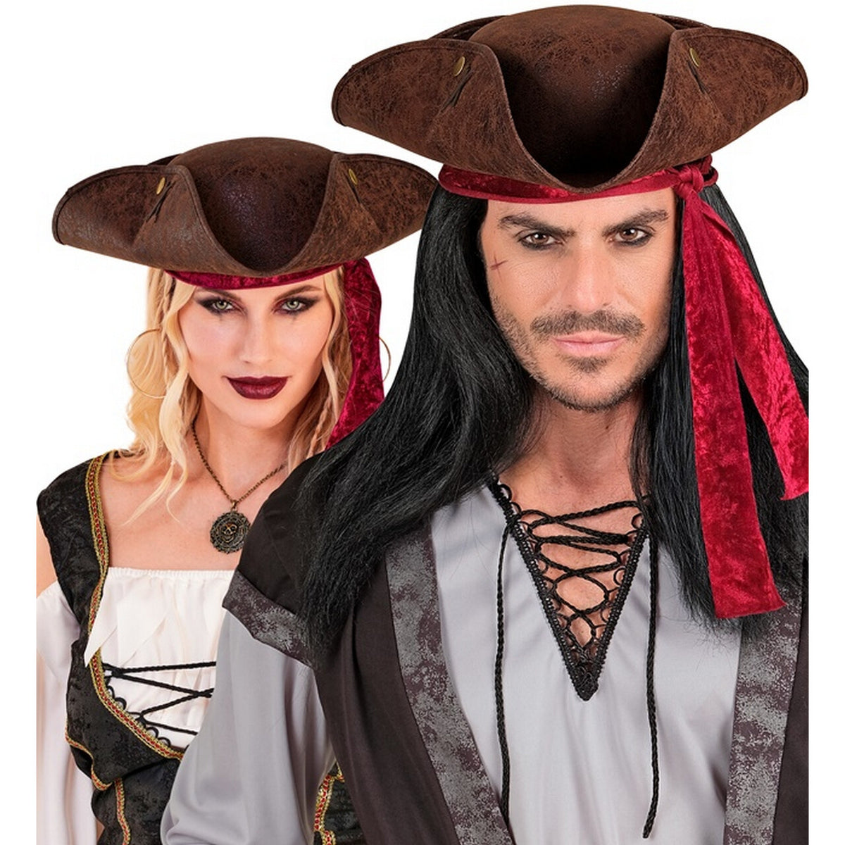 Op deze afbeelding zie je een Accessoires, van het merk Widmann. Driesteek Piratenhoed Bruin