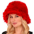 Warmer Roter Buckethut