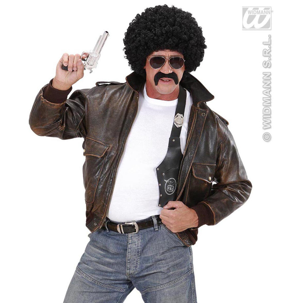 Op deze afbeelding zie je een Accessoires, van het merk Widmann. Pruik, Undercover Agent Zwarte Krul Met Snor En Bril