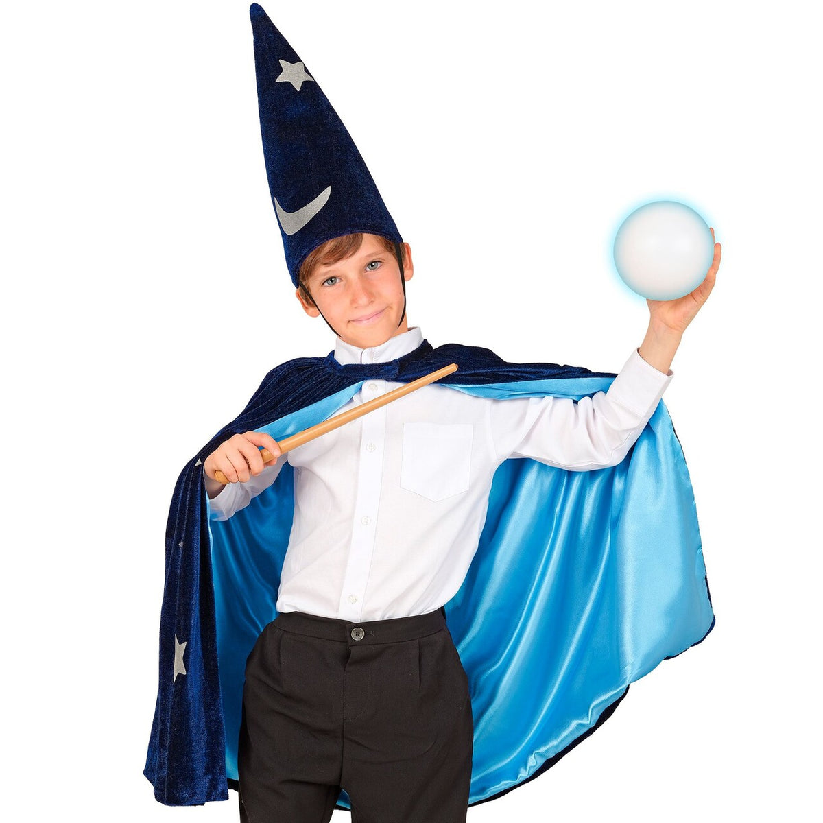 Op deze afbeelding zie je een Kostuums, van het merk Widmann. Wizard Wonder Kind Kostuum