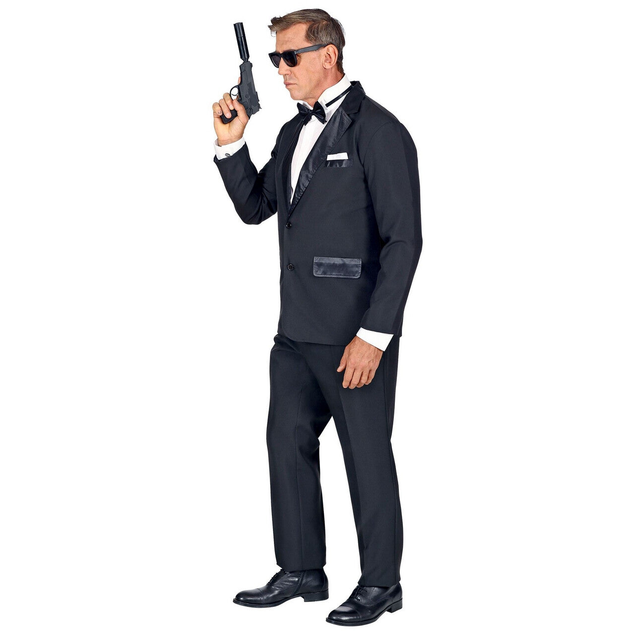Op deze afbeelding zie je een Kostuums, van het merk Widmann. 007 Bond Smoking Man Kostuum