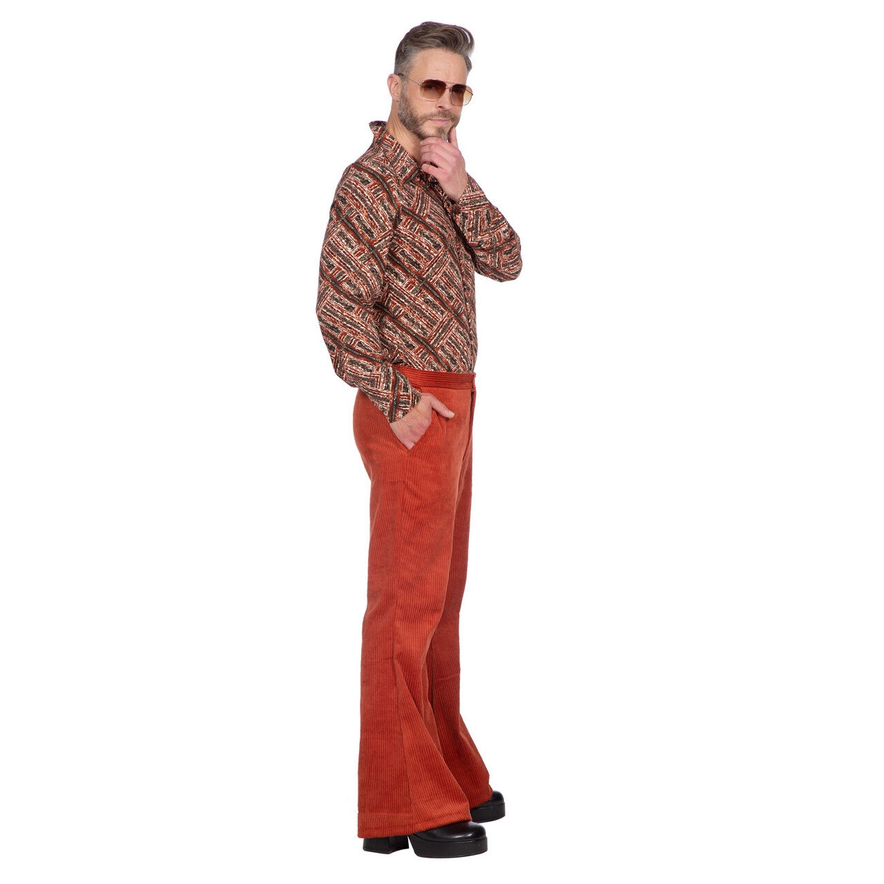 Op deze afbeelding zie je een Kostuums, van het merk Wilbers. 70s Blouse George Man