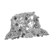 Op deze afbeelding zie je een Accessoires, van het merk Wilbers. Bucket Hoed Zilver Met Pailletten
